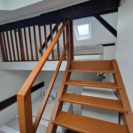 3 Cosy Bedrooms House With 4 Beds Near Paris *